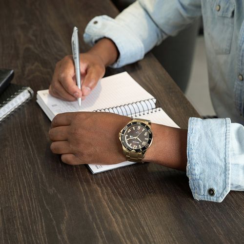 Relógio Masculino Aço Com Lupa Para Calendário Dourado